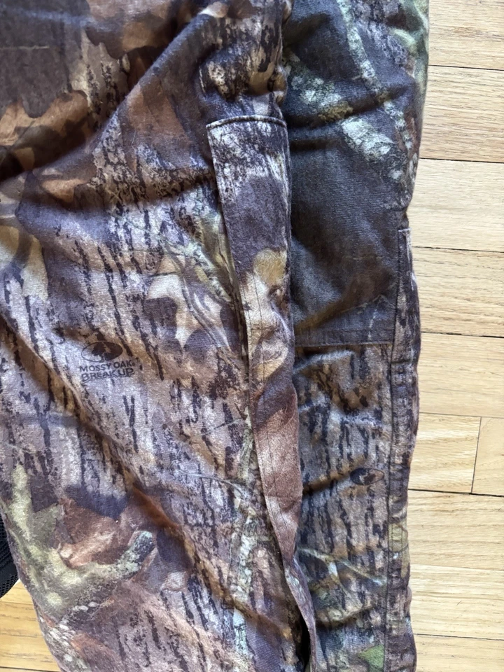 Cabelas Youth LG Insulated Camo Hunting Pants Sm Women Suspenders Leg Zippers - Image 4 of 4