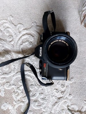 Konica Autoreflex TC SLR mit Hexanon AR 50mm F1.7 Objektiv Schwarz