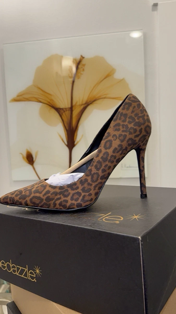 ShoeDazzle Leopard Print Heels Size 9 Pointed Toe Pumps  display picture 1
