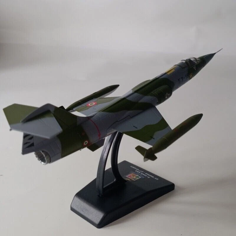 1:100 Lockheed F-104S ASA StarFighter Aircraft Model Diecast Military Collection - Image 4 of 4