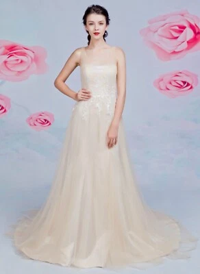 HBH Brautmode Perlenbesetztes Fit-and-Flare-Kleid mit V-Ausschnitt aus Crépe - Bild 1 von 4