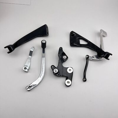 Harley Davidson M8 Softail Standard FXBB Fußrastenanlage Fußrasten Mid Controls