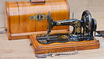 Antike Singer 12K Geigenfuß Handkurbel Nähmaschine