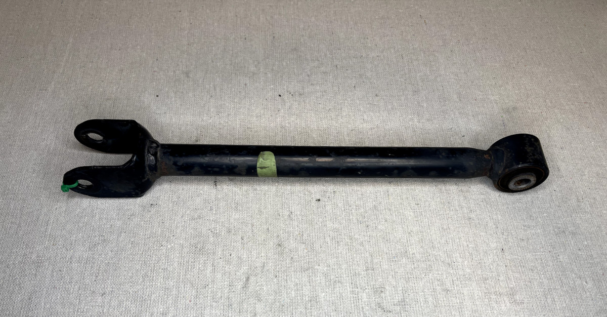 2006-2013 Lexus IS250 IS350  IS F GS REAR SUSPENSION CONTROL ARM OEM 48710-53020