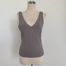 Express Body Contour Gray V-Neck Tank Top Size Medium