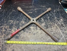 Ken Tool 35595 Lug Wrench Tire Tool