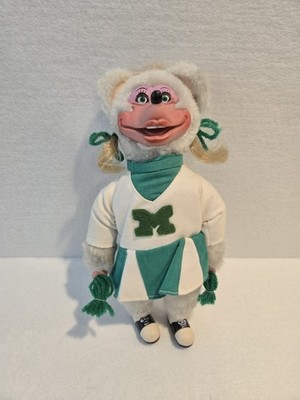Vintage Showbiz Pizza Place Mitzi Mozzarella Plush Doll 10'' 1981