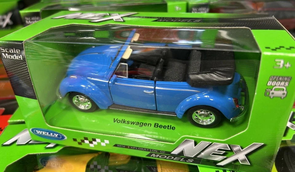 automodello VOLKSWAGEN MAGGIOLINO BEETLE CABRIOLET WELLY metallo APRIBILE 11 CM - Immagine 3 di 3