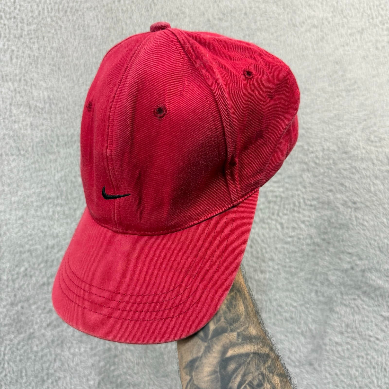 Vintage Nike 2000's Y2K Red Embroidered Swoosh Adult Adjustable Baseball Cap image 5