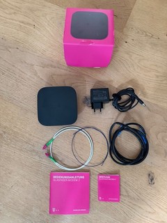 Glasfaser Modem 2 Schwarz Telekom neuwertig mit Zubehör und OVP