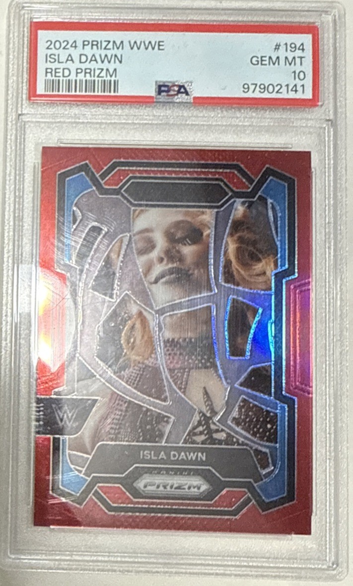 2024 WWE Isla Dawn Red Prizm 257/299 PSA 10