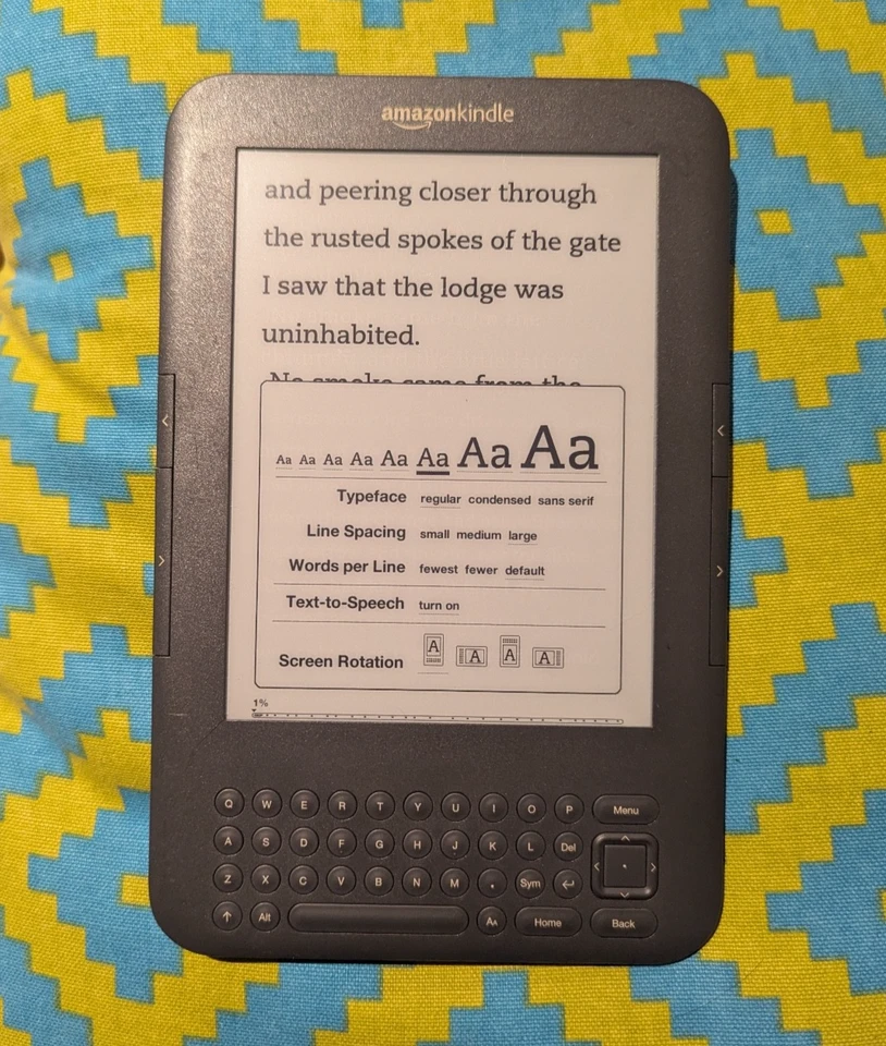 Amazon Kindle Keyboard WiFi - Graphite - 4GB - 3rd Generation eReader - Image 4 of 4