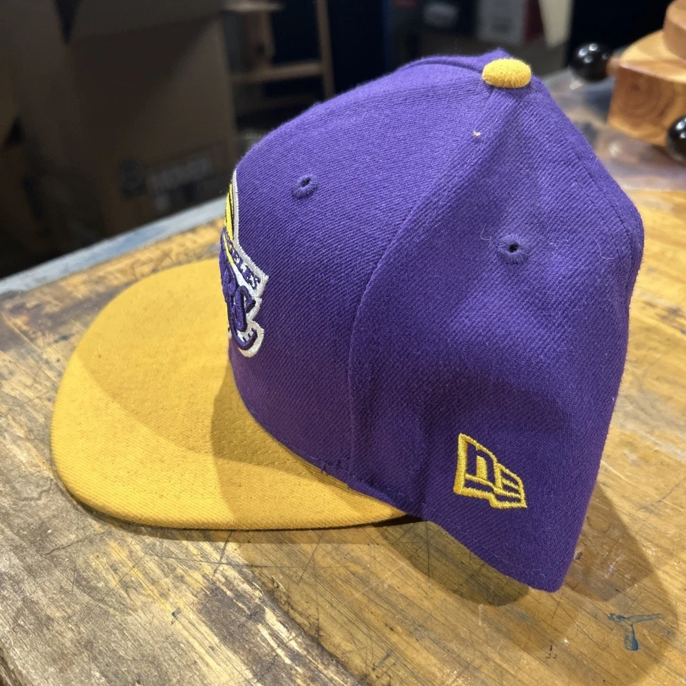 Boné/chapéu Lakers New Era Los Angeles tamanho único SnapBack roxo NBA - Imagem 4 de 4
