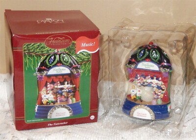 CARLTON CARDS THE NUTCRACKER SUITE LAND OF SWEETS ORNAMENT PLAYS TREPAK NIB