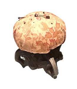 Antique Vintage Cast Iron Sewing Knitting Needle Holder Organizer Pin Cushion