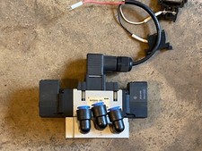 SMC AIR VALVE, NVFS3210-5DZ Pneumatic Solenoid Valve, 4-5 PORT MANIFOLD