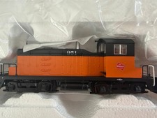 Walthers HO 910-9245 - Mainline - EMD SW1 Diesel Locomotive "Milwaukee Road"