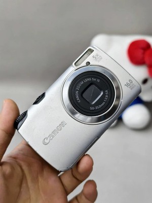 Canon PowerShot A3300 IS silver 16MP Digital Camera 5x Digital