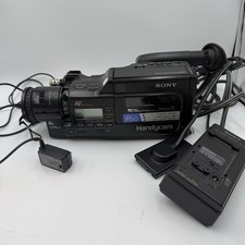 Sony Handycam CCD-F50 Video8 Camcorder 8x Zoom Auto Focus Powers On Accessories
