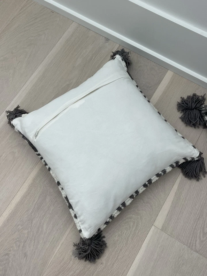 (2) Surya Braith Beige/Cream Pillow Covers 18”x18” Boho Set Of 2 Decorative EUC - Image 4 of 4