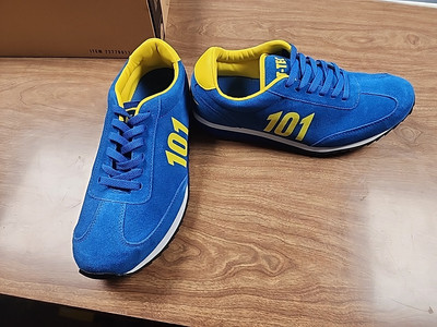Fallout Vault Tec 101 Sneakers Shoes Men's size 11.5 US Blue Suede