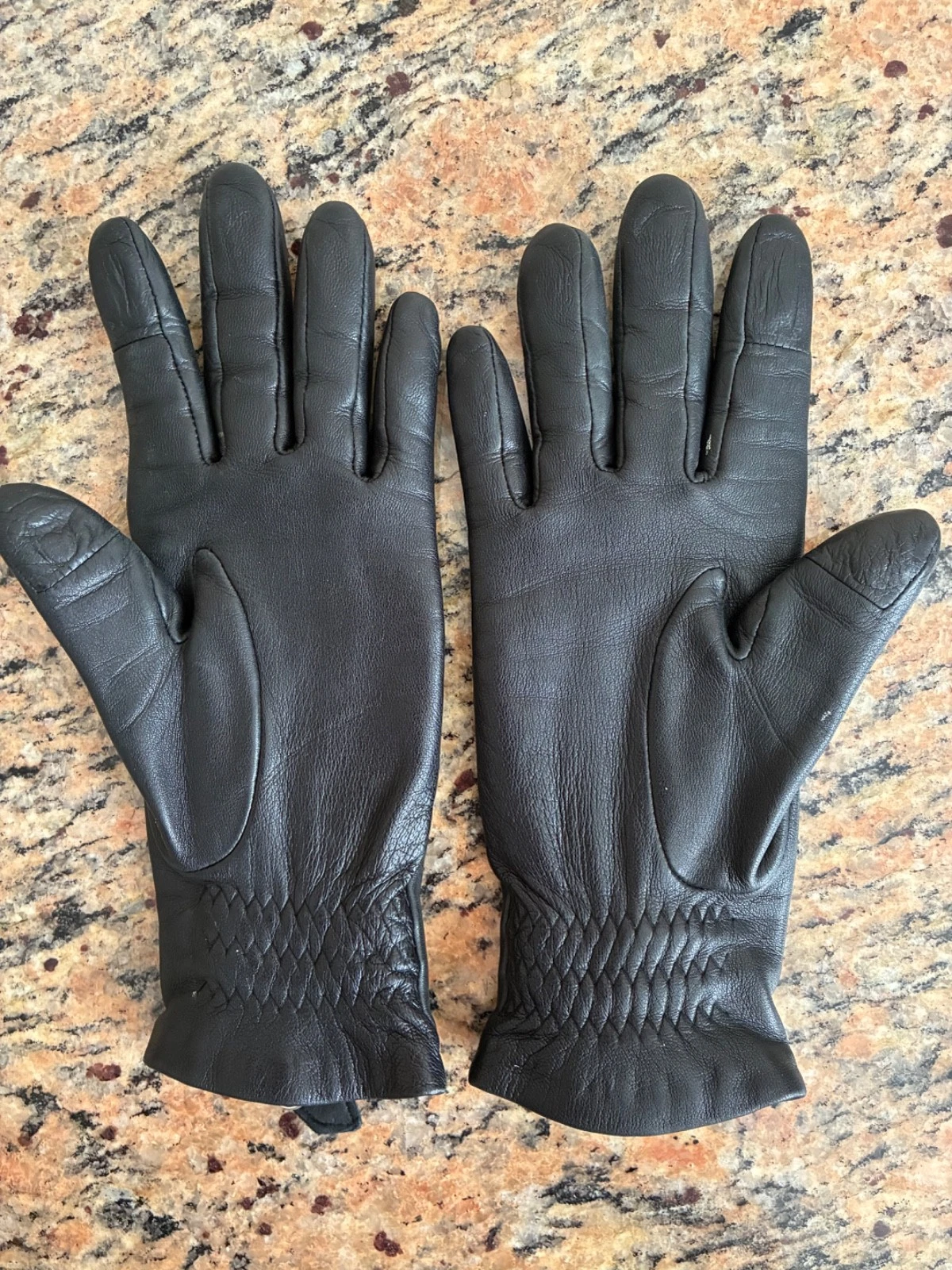 AGNELLE LADIES LEATHER GLOVES