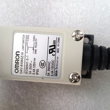 Omron D4V-8108SZ-N Limit Switch D4V8108SZN New One Free Shipping
