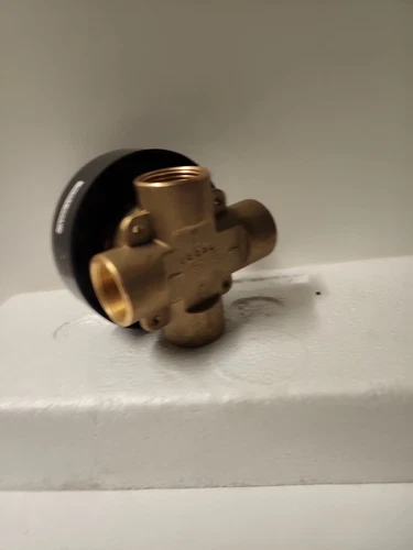 Signature Hardware SH6103 3/4" 6 Way Transfer Valve - Picture 3 of 6