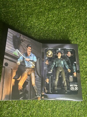 NECA Evil Dead 2 Dead By Dawn フィギュア NECA EVIL DEAD 2 Dead By Dawn Ash 7'' Action Figure Model Toy
