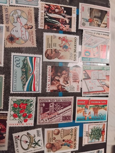 Lotto 95 francobolli San Marino nuovi MNH con 3 foglietti e 2 libretti - Foto 3 di 12