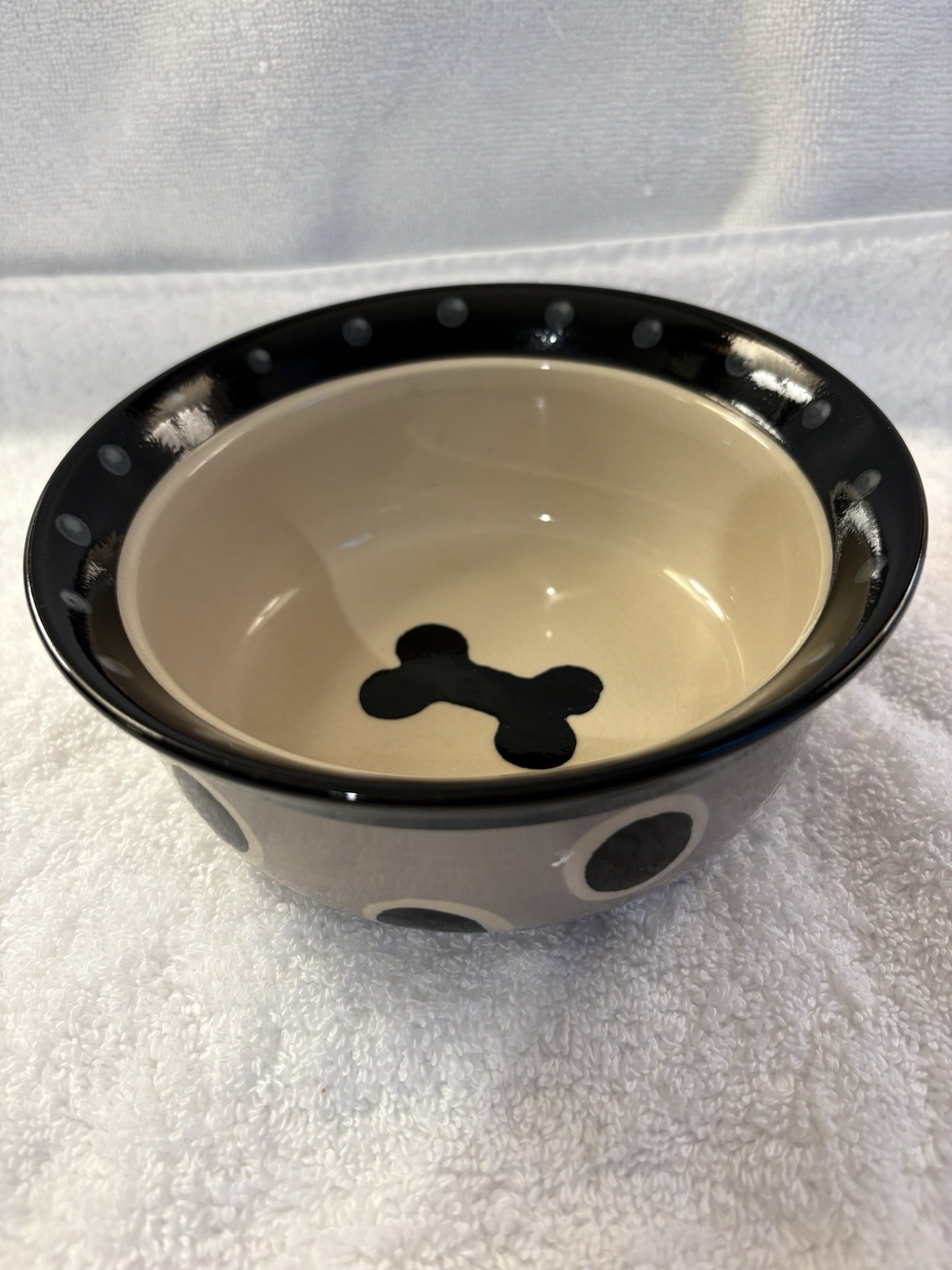 PetRageous Designs 6" Pet / Dog Bowl with Bone Center Polka 