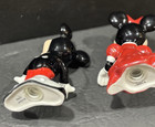 Mickey And Minnie Mouse Kissing Salt And Pepper Shakers Box Included — photo 3