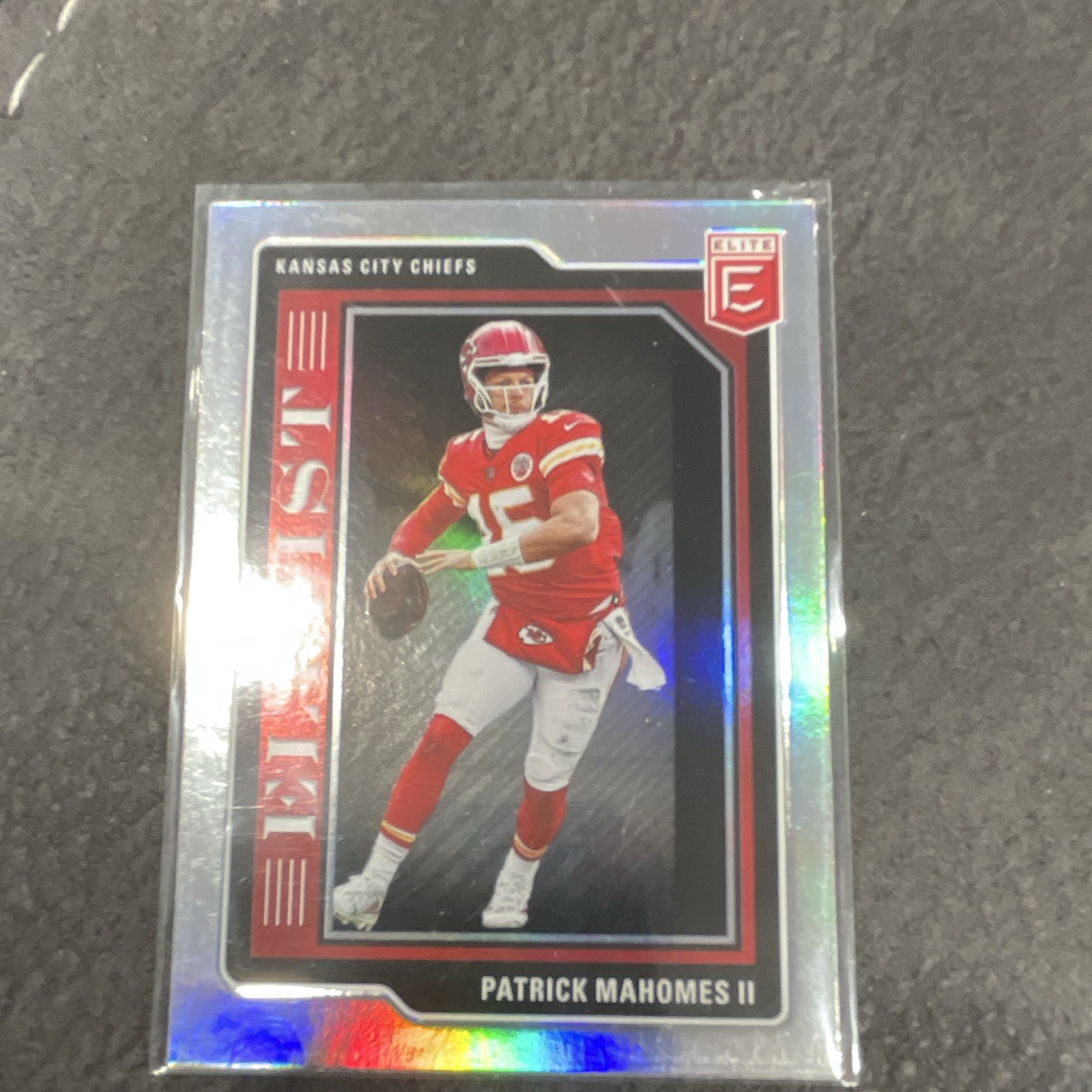 2023 Panini Donruss Elite - Elitist Patrick Mahomes II #EL-1