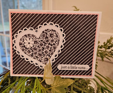 STAMPIN UP CARD KIT - HEARTS JUST A LITTLE NOTE Makes 4 26.37