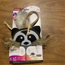 SmartyKat Rowdy Rascal Hanging Carpet Cat Scratch Pad&Electronic Sound Plush Toy