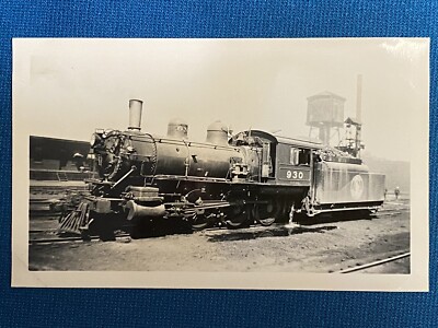Great Northern Railway Train Engine Locomotive No. 930 Antique Photo