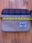 Herschel Supply Co iPad Pouch Fleece Lined PreOwned — photo 10