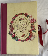 PHOTO ALBUM VICTORIAN BOOK STYLE ALBUM FRAMES 1997 VALENTINES DAY FLOWERS PRETTY