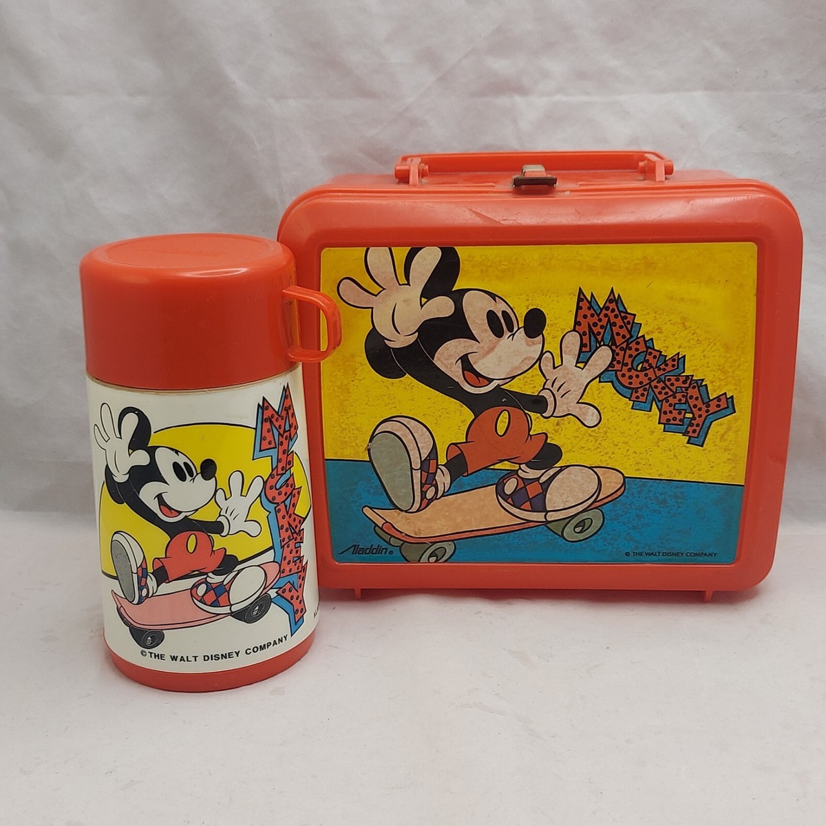 Disney - チョコ様、専用 Disney Aladdin Red Plastic Mickey Mouse Skateboard Lunch Box