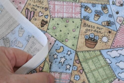 By 1/2 Yd, Vintage, Green Blue & Pink Garden-Theme Patchwork-Print Cotton, P9704 - Picture 4 of 4