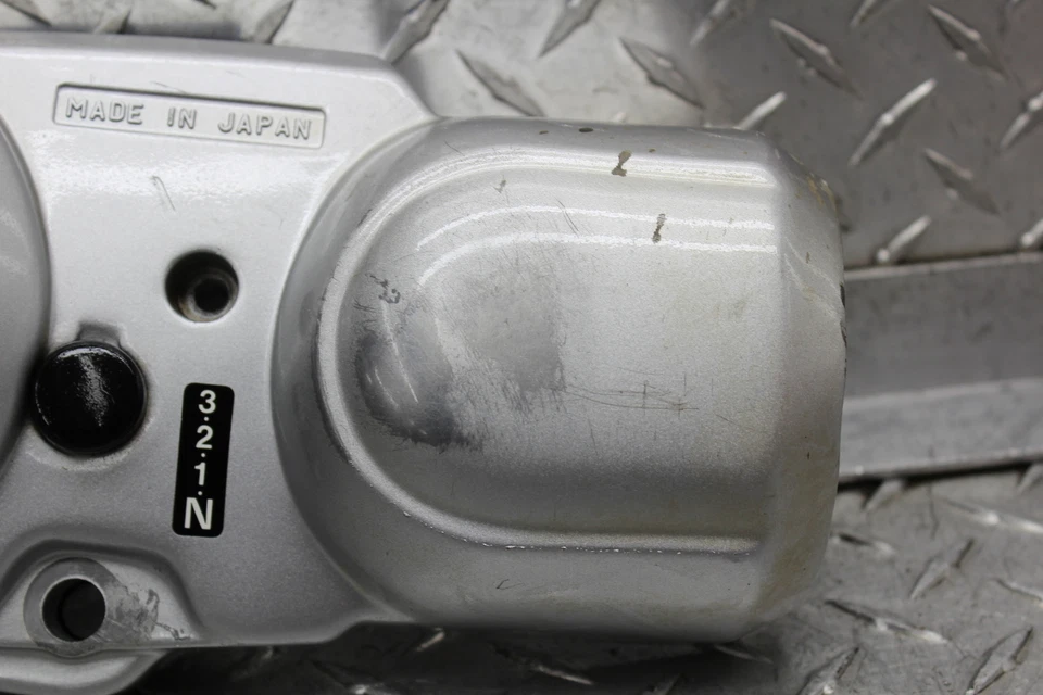 2001 YAMAHA BADGER 80 YFM80 LEFT SIDE ENGINE COVER 22F-15411-01-00 - Imagem 4 de 4