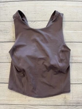 Lululemon Crop Top Womens 6 Lavender Yoga Active Built in Bra Tulip Back Tank