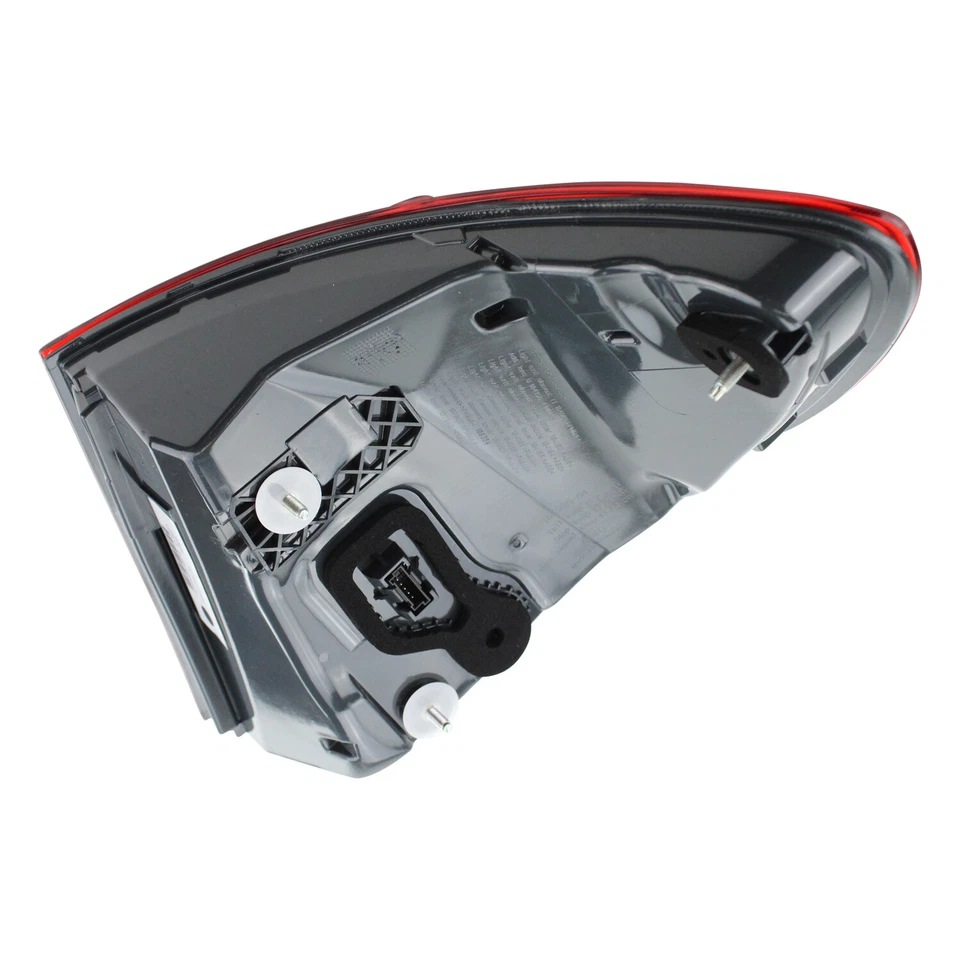 Левый внешний задний фонарь Hella для BMW F10 528i 535d 535i 550i M5 - Изображение 3 из 4