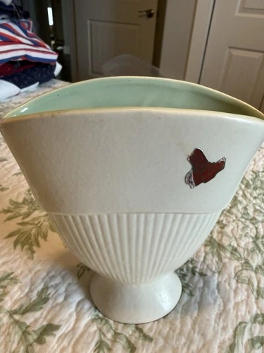 Red Wing Vase Cream And Green 6 1/2” # 874