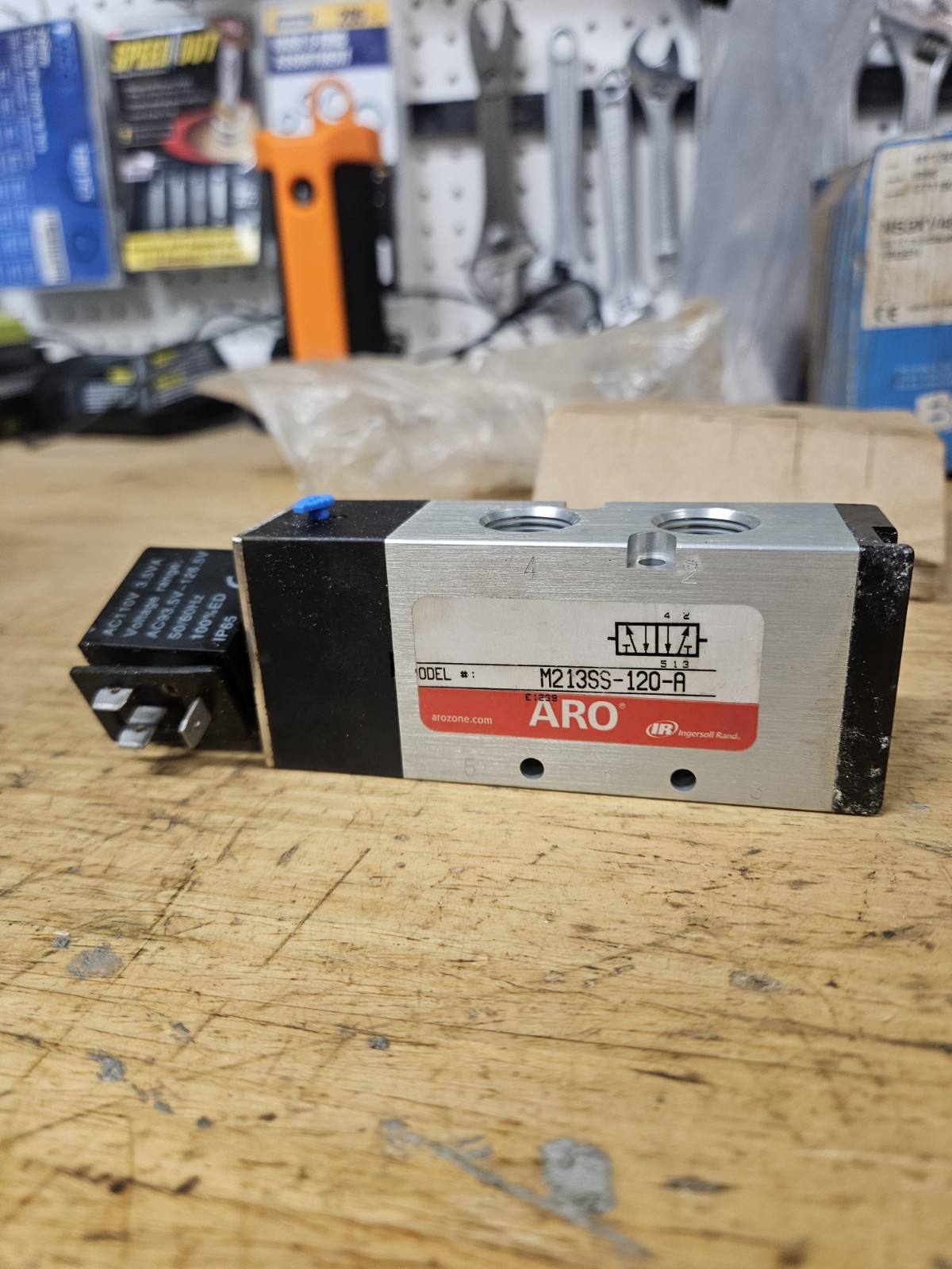 Aro M213ss-120-a Solenoid Air Control Valve,3/8 In,1 Ccp