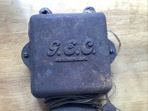 Vintage Cast Iron GEC Fire Alarm Bell. Needs Restoring - Picture 12 of 14