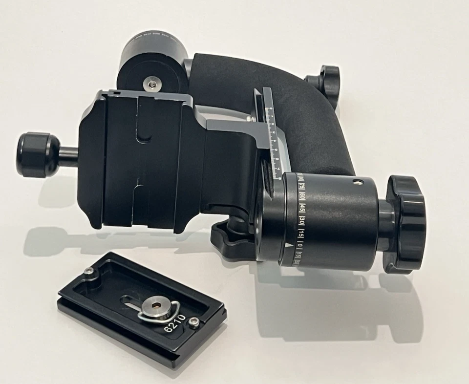 Promaster GH-10 Gimbal Tripod Head Code 5111 - Image 4 of 4