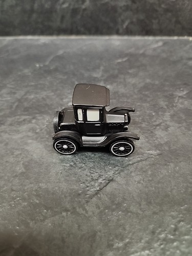 Seltene Disney Pixar Cars Lizzie 1:55 Diecast - Bild 1 von 6