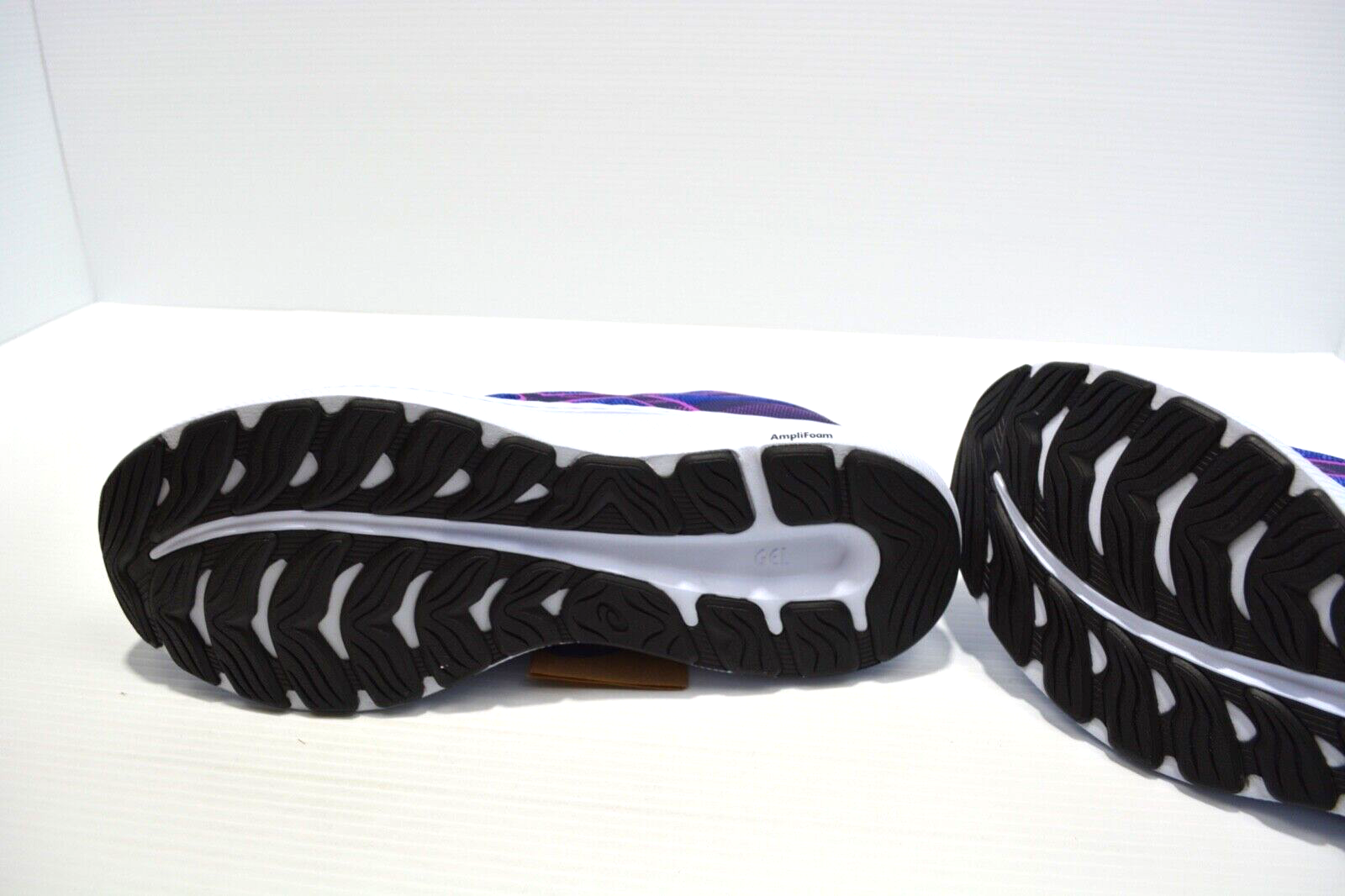 ASICS Gel Excite 9 Womens Running Shoes US SIZE 10.5 New in Box