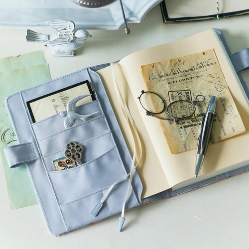 Hobonichi Techo 2025 LIBERTY TELAS Cubierta Flor Michelle/Paysanne JAPÓN NUEVO - Imagen 16 de 104